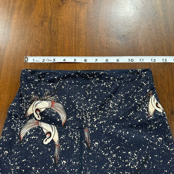 Free People Movement Swan Bird Leggings Size Small - Picture 5 of 7
